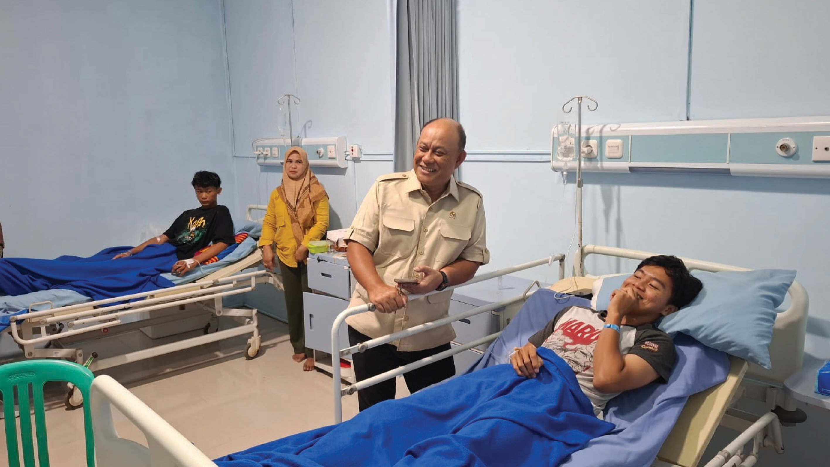 Kepala BGN Lebong Kunjungi Siswa Cianjur: Tegaskan Komitmen Perbaikan, Perlindungan Anak, dan Gizi untuk Kecerdasan Bangsa
